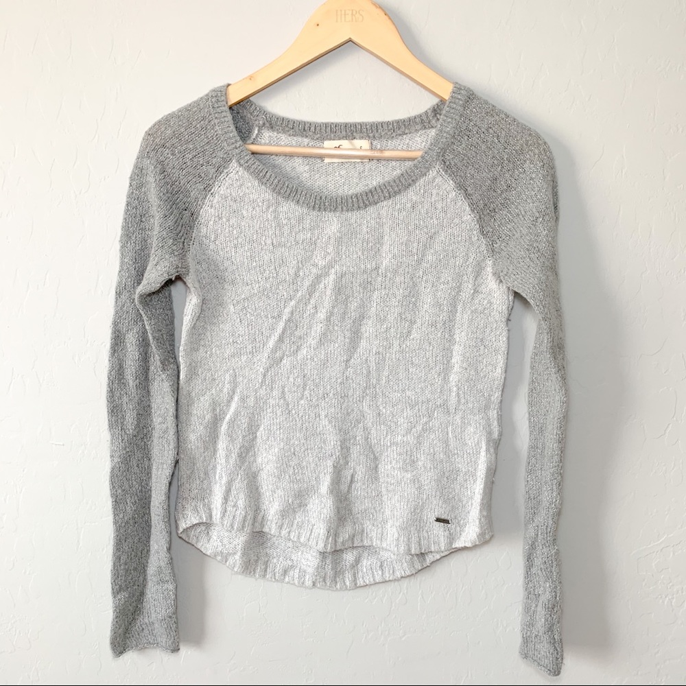 “SAVE” Hollister Grey knitted shimmer sweater